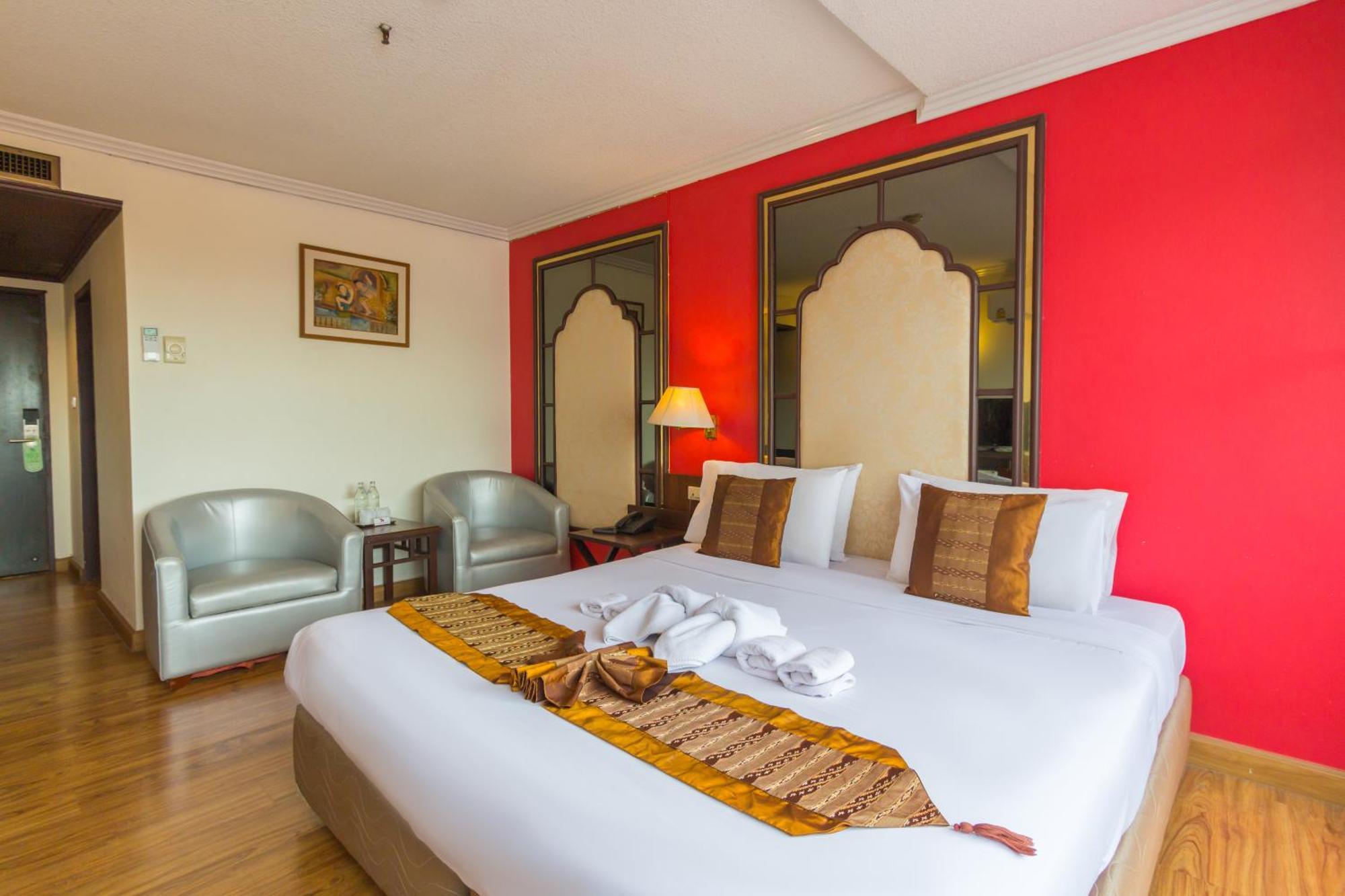 Bp Chiangmai City Hotel Chiang Mai Exterior photo